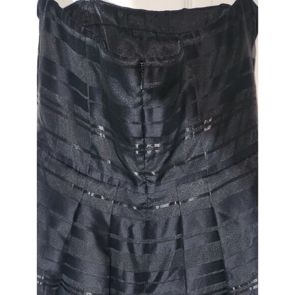 White House Black Market Black Strapless Dress Size 8 A1.4 - Picture 3 of 4